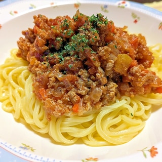 お子さんにも☆リンゴと豚のミートソースパスタ